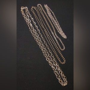 Various lengths and style link necklaces bundle lot of 4